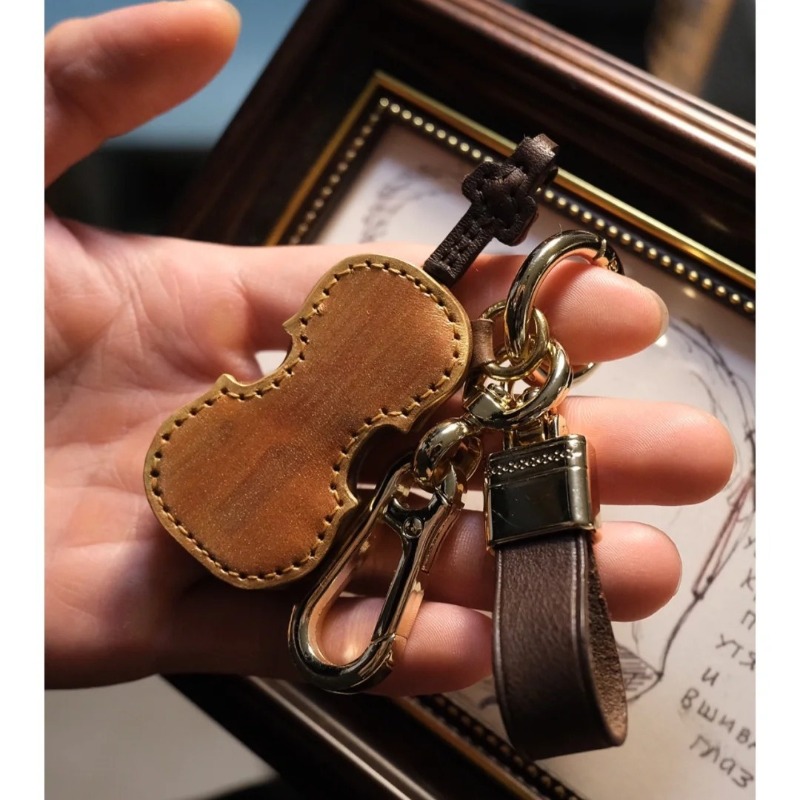 Cute Violin Pendant Keychain D - Phone Accessories Wholesale In China のレビューと価格
