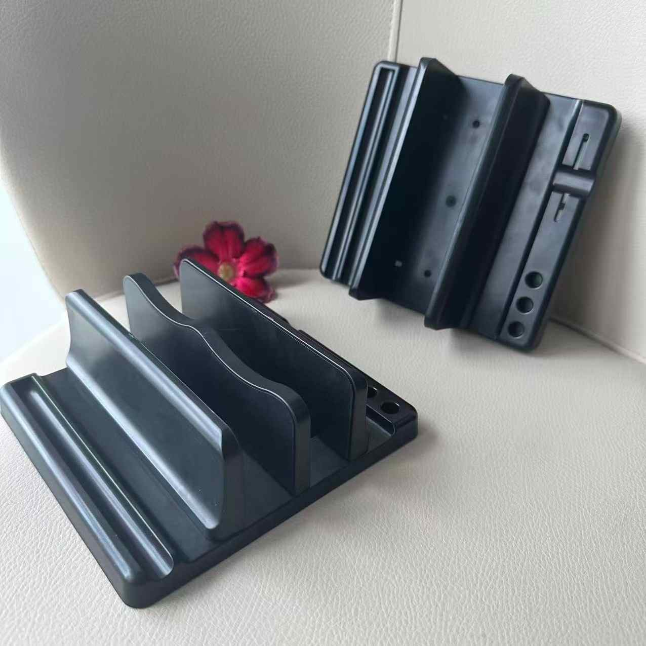2026 Vertical Laptop Stand Pla - Phone Accessories Rack のレビューと価格